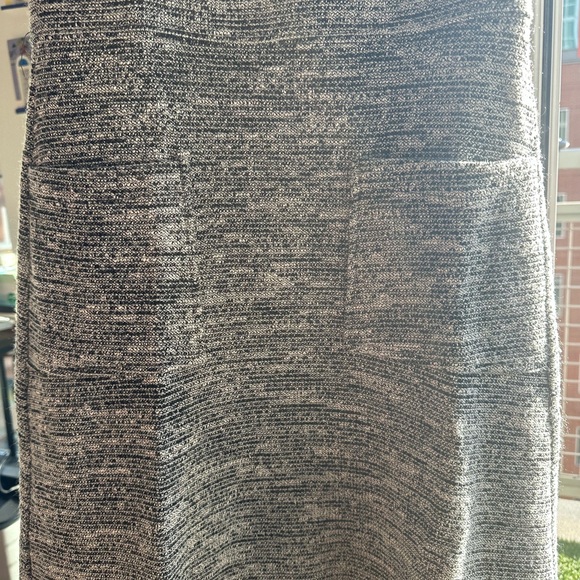 LOFT | Tweed Gray & White Textured Women's Dress Size 2P - Picture 4 of 7